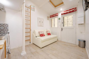 Superb tiny house in heart of Paris 1st!